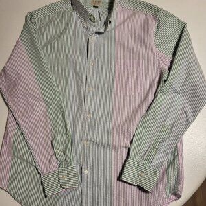 J CREW SEERSUCKER - MEN'S SHRIPPED SHIRT. GREEN AND PINK STRIPS. SIZE LARGE